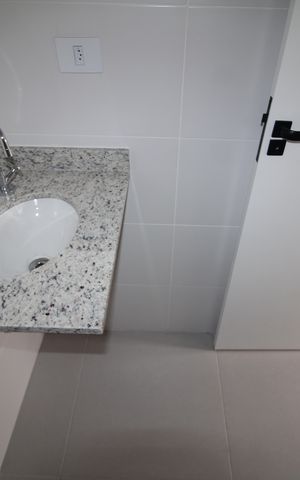 Apartamento à venda com 42m², 2 quartos e sem vagaBanheiro