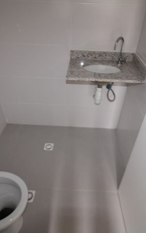 Apartamento à venda com 42m², 2 quartos e sem vagaBanheiro