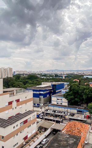 Apartamento à venda com 90m², 1 quarto e 2 vagas Apartamento à venda com 90m², 1 quarto e 2 vagasCobertura