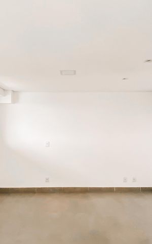 Apartamento à venda com 90m², 1 quarto e 2 vagas Apartamento à venda com 90m², 1 quarto e 2 vagasSuite