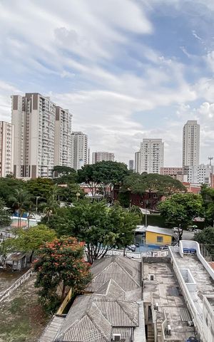 Apartamento à venda com 47m², 1 quarto e 1 vaga Apartamento à venda com 47m², 1 quarto e 1 vagaVaranda