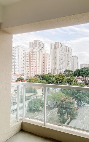 Apartamento à venda com 47m², 1 quarto e 1 vaga Apartamento à venda com 47m², 1 quarto e 1 vagaVaranda