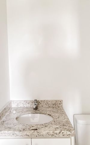 Apartamento à venda com 33m², 1 quarto e 1 vaga Apartamento à venda com 33m², 1 quarto e 1 vagaBanheiro da Suíte