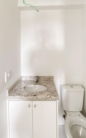 Apartamento à venda com 33m², 1 quarto e 1 vaga Apartamento à venda com 33m², 1 quarto e 1 vagaBanheiro da Suíte