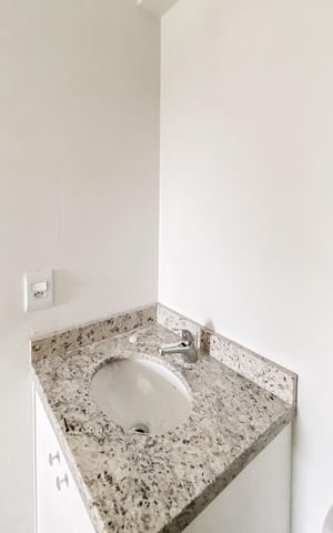 Apartamento à venda com 33m², 1 quarto e 1 vaga Apartamento à venda com 33m², 1 quarto e 1 vagaBanheiro da Suíte