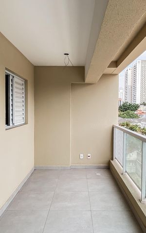 Apartamento à venda com 33m², 1 quarto e 1 vaga Apartamento à venda com 33m², 1 quarto e 1 vagaVaranda