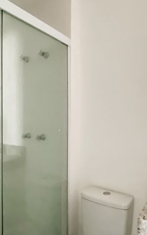 Apartamento à venda com 47m², 1 quarto e 1 vaga Apartamento à venda com 47m², 1 quarto e 1 vagaBanheiro da Suíte