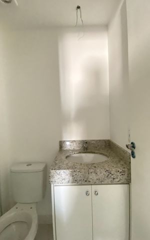Apartamento à venda com 47m², 1 quarto e 1 vaga Apartamento à venda com 47m², 1 quarto e 1 vagaBanheiro da Suíte