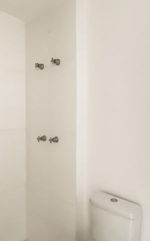 Apartamento para alugar com 46m², 2 quartos e 1 vaga Apartamento para alugar com 46m², 2 quartos e 1 vagaBanheiro