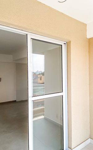 Apartamento à venda com 49m², 2 quartos e 1 vaga Apartamento à venda com 49m², 2 quartos e 1 vagaVaranda