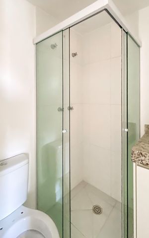Apartamento à venda com 49m², 2 quartos e 1 vaga Apartamento à venda com 49m², 2 quartos e 1 vagaBanheiro