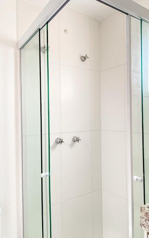 Apartamento à venda com 49m², 2 quartos e 1 vaga Apartamento à venda com 49m², 2 quartos e 1 vagaBanheiro da Suíte