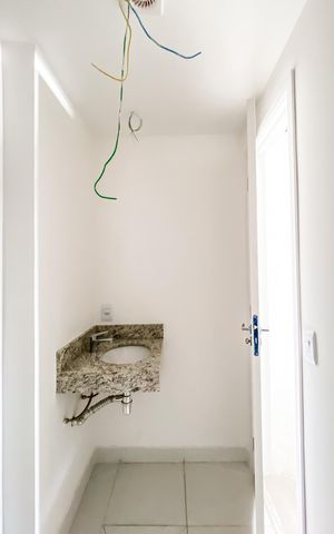 Apartamento à venda com 46m², 2 quartos e 1 vaga Apartamento à venda com 46m², 2 quartos e 1 vagaBanheiro