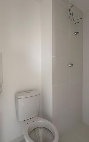 Apartamento à venda com 35m², 2 quartos e sem vaga Apartamento à venda com 35m², 2 quartos e sem vagaBanheiro