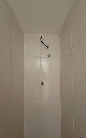 Apartamento à venda com 28m², 2 quartos e sem vaga Apartamento à venda com 28m², 2 quartos e sem vagaBanheiro