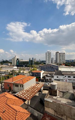 Apartamento à venda com 28m², 2 quartos e sem vaga Apartamento à venda com 28m², 2 quartos e sem vagaVista