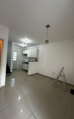 Casa para alugar com 75m², 2 quartos e 1 vaga Casa para alugar com 75m², 2 quartos e 1 vagaSala