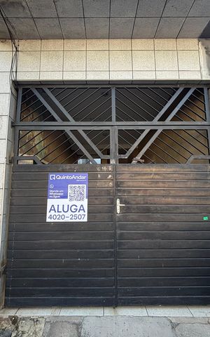 Casa à venda com 70m², 2 quartos e sem vagaFachada