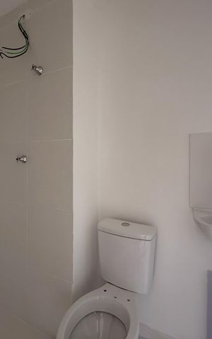 Apartamento à venda com 35m², 2 quartos e sem vaga Apartamento à venda com 35m², 2 quartos e sem vagaBanheiro