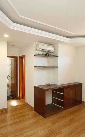 Casa à venda com 294m², 4 quartos e 4 vagasSuíte 3