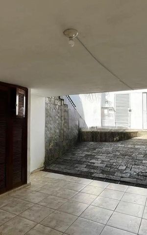 Casa para alugar com 302m², 3 quartos e 4 vagas