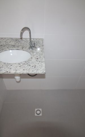 Apartamento à venda com 40m², 2 quartos e sem vagaBanheiro