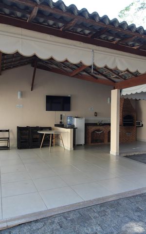 Casa de condomínio à venda com 150m², 4 quartos e 1 vagaÁrea Comum