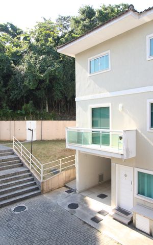 Casa de condomínio à venda com 150m², 4 quartos e 1 vagaQuarto 1 - Vista
