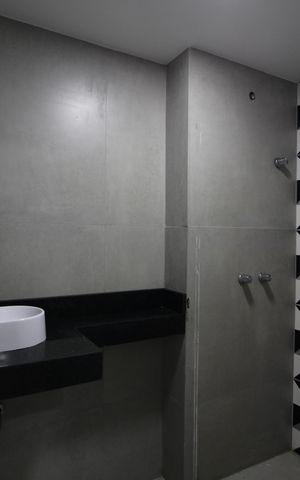Casa de condomínio à venda com 150m², 4 quartos e 1 vagaBanheiro Social