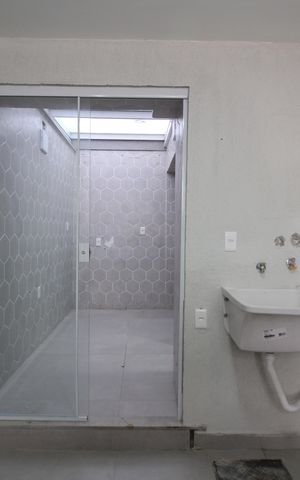 Casa de condomínio à venda com 150m², 4 quartos e 1 vagaÁrea de Serviço