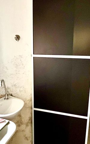 Casa à venda com 420m², 6 quartos e 6 vagasBanheiro 5