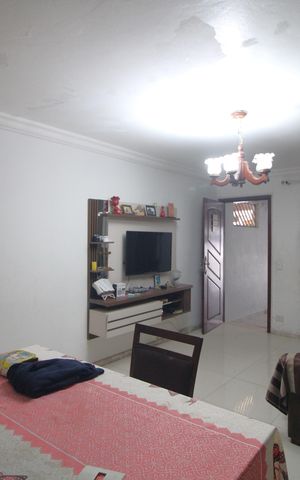 Casa à venda com 126m², 3 quartos e 2 vagasSala
