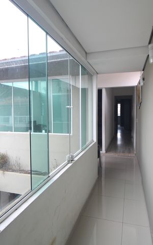 Casa à venda com 126m², 3 quartos e 2 vagasCorredor
