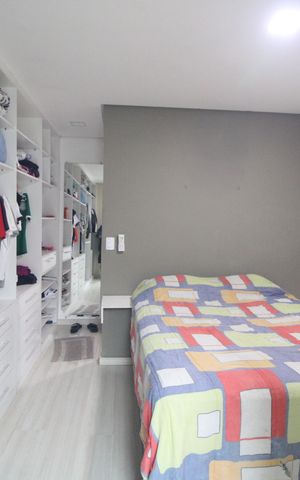 Casa à venda com 126m², 3 quartos e 2 vagasSuíte