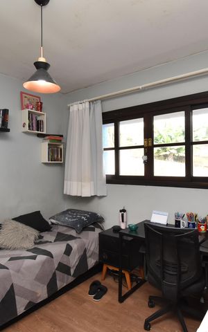 Casa à venda com 330m², 5 quartos e 5 vagasQuarto 3