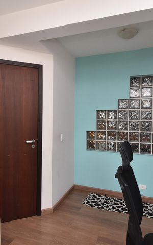 Casa à venda com 330m², 5 quartos e 5 vagasEscritório da Suíte