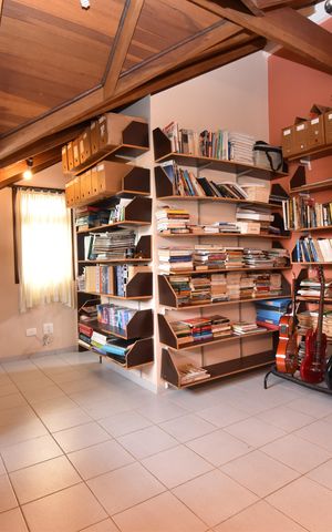 Casa à venda com 330m², 5 quartos e 5 vagasQuarto do ático