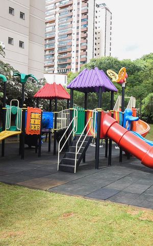 Apartamento à venda com 93m², 2 quartos e 2 vagas Apartamento à venda com 93m², 2 quartos e 2 vagasPlayground