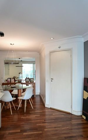 Apartamento à venda com 93m², 2 quartos e 2 vagasSala