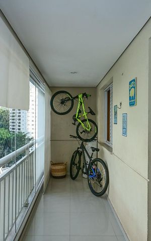 Apartamento à venda com 93m², 2 quartos e 2 vagasVaranda