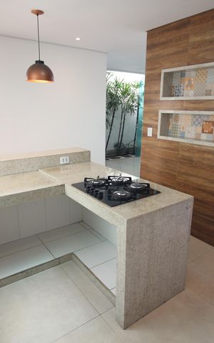 Casa para alugar com 172m², 3 quartos e 2 vagasCozinha