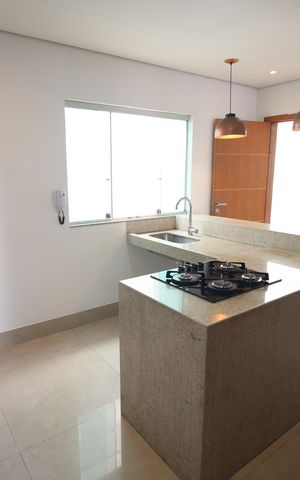 Casa para alugar com 172m², 3 quartos e 2 vagasCozinha