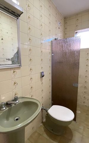 Casa à venda com 121m², 3 quartos e 2 vagas Casa à venda com 121m², 3 quartos e 2 vagasBanheiro 2