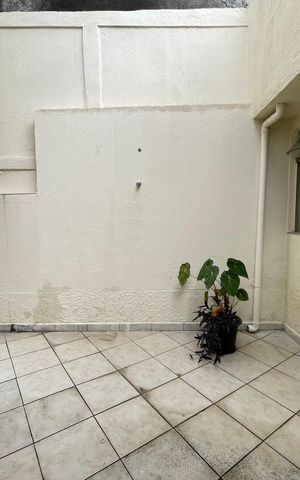 Casa à venda com 121m², 3 quartos e 2 vagas Casa à venda com 121m², 3 quartos e 2 vagasQuintal