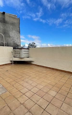 Casa à venda com 121m², 3 quartos e 2 vagas Casa à venda com 121m², 3 quartos e 2 vagasVaranda/Quintal
