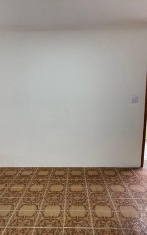 Casa à venda com 121m², 3 quartos e 2 vagas Casa à venda com 121m², 3 quartos e 2 vagasSala