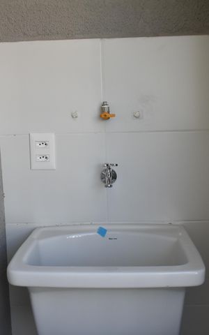 Apartamento à venda com 38m², 2 quartos e sem vagaSacada