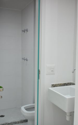 Apartamento à venda com 38m², 2 quartos e sem vagaBanheiro