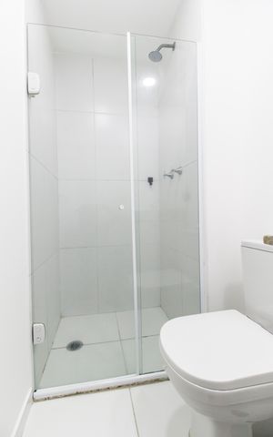 Apartamento para alugar com 61m², 2 quartos e 1 vaga Apartamento para alugar com 61m², 2 quartos e 1 vagaBanheiro da Suíte