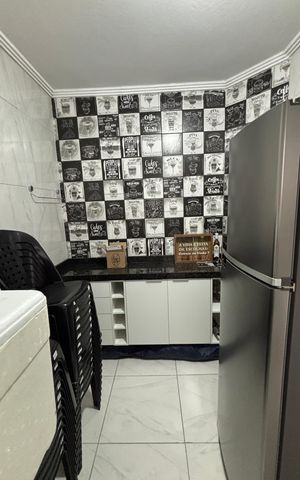 Casa à venda com 247m², 3 quartos e 7 vagas Casa à venda com 247m², 3 quartos e 7 vagasQuarto de Apoio - Área de Serviço